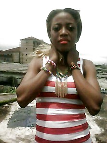 Danielle,  Salope De Douala Cameroun J Ai Baise