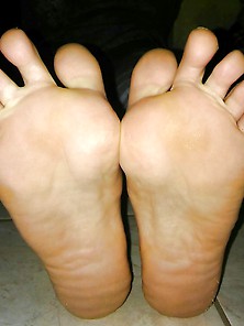 Lianna's Sexy Feet