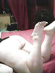 Bbw Showing Off Her Feet And Butthole