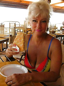 Manuela (Italian Blonde Mature)