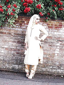 Beautiful Hijabi Fashionista Sebina
