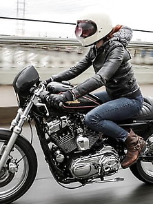 Motorcycle Girls