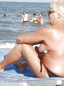 Bbw Matures And Grannies At The Beach 126