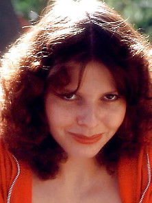 1977 - 06 -Virve Reid - Mkx
