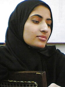Desi Paki Indian Hijab Female