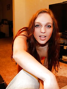 Amateur Pov Photoset Of Hot Redhead Banged Into Tiny Pussy And F