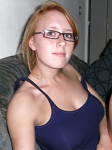 Blonde Amateur Wife In Glasses Homemade Pics