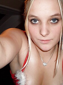 Teenage Blonde Gf Posing On Cam