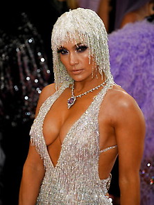 Jennifer Lopez 2019 Met Gala (Cher Tribute) Pt1