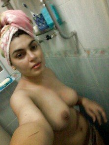 Bathroom Selfshot Of Bhabhi