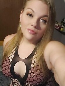 Sexy Chubby Milf In Fishnet Body Stocking Showing Off