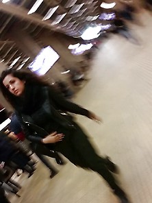 Spy Subway Face Women Romanian