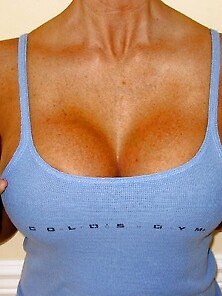 Sexy Busty Amateur Blonde Milf Homemade Pics