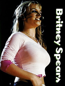 Britney Spears Rare Hot Live Pics
