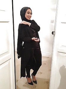 British Uk Bengali Hijabi Tania