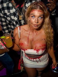Halloween 2019 - Slutty Busty Outfits