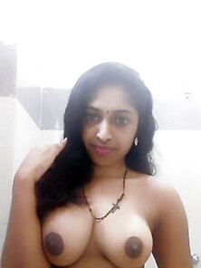 Tamil Hot Girl On Bathroom
