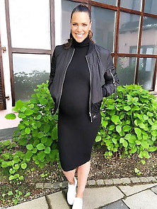 Esther Sedlaczek Pregnant