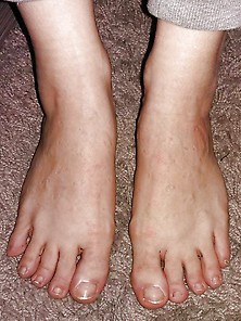 Ioanna's Sexy (Size 37) Feet