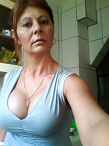 Rou Romanian Milfs 18 She Is A Hot Mom And A Prostitute