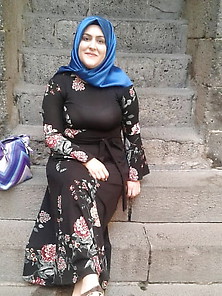 Turkish Hijab Gros Seins Et Fesses