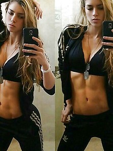 Sexy Gym Babes With Hot Abs