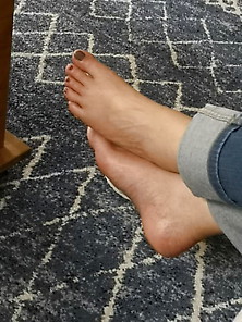 Who Tributes My Wife's Sexy Feet