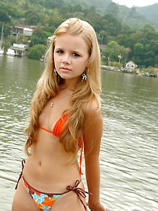 Hot Teen Model Sabrina