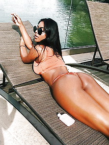 Busty Bitch Aaliyah C