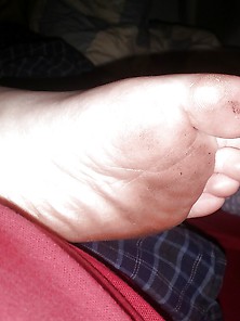 Wife Stinky Foot :)