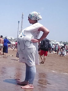 Moroccan Pregnant In The Beach