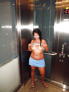 Flashing No Panties No Bra In The Elevator