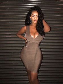Black Women: Gorgeous 45