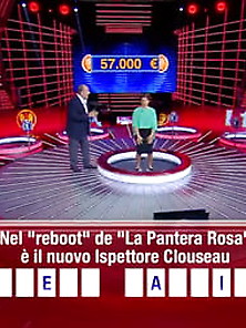 Caduta Libera Upskirt Italian Tv Stefania