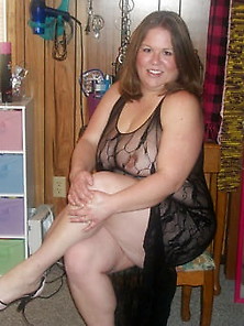 Bbw Heather Showing Off In Lingerie