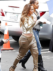 Jennifer Lopez Attractive April 2012