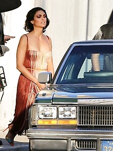 Hot And Lovely Morena Baccarin Leggy Candids