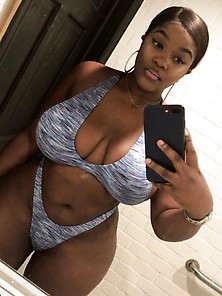 Black Women: Selfies 29