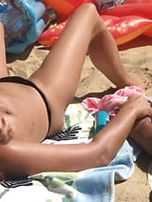 Voyeur A La Plage (108) - Topless Mom At Beach