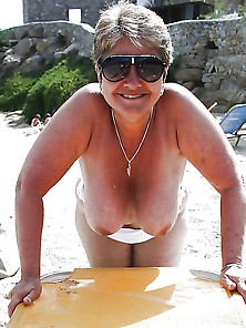 Bbw Matures And Grannies At The Beach 180