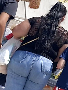 Latina Bbw Big Booty In Tight Jeans Wedgie
