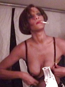 Whitney Houston (1963)