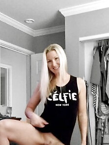 Mormon Housewife Shows All Of Her Gorgeous Blonde Body