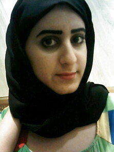 Muslim Hijab Girl 13