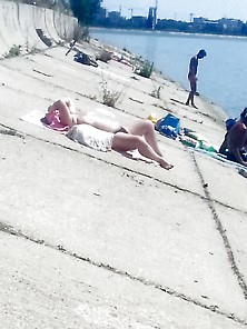 Spy Big Boobs Woman In Beach Romanian