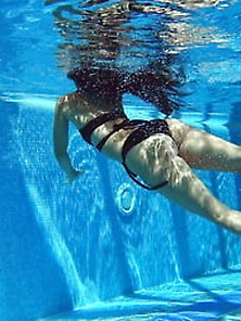Andreina De Luxe Pt. 2 Underwatershow