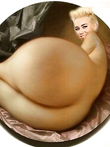 Sexy Photos Of Miley Cyrus