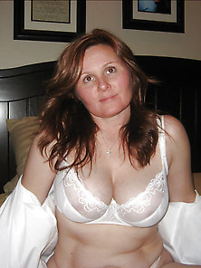 Sexy Busty Mature Milf Joanne 2