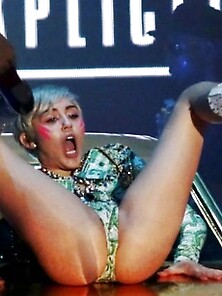 Slutty Miley Cyrus Performing Live In Milan