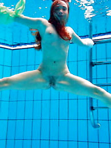 Nina Mohnatka 1 Underwatershow
